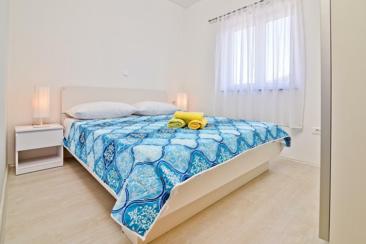 Apartments Mica Vrsi Zewnętrze zdjęcie
