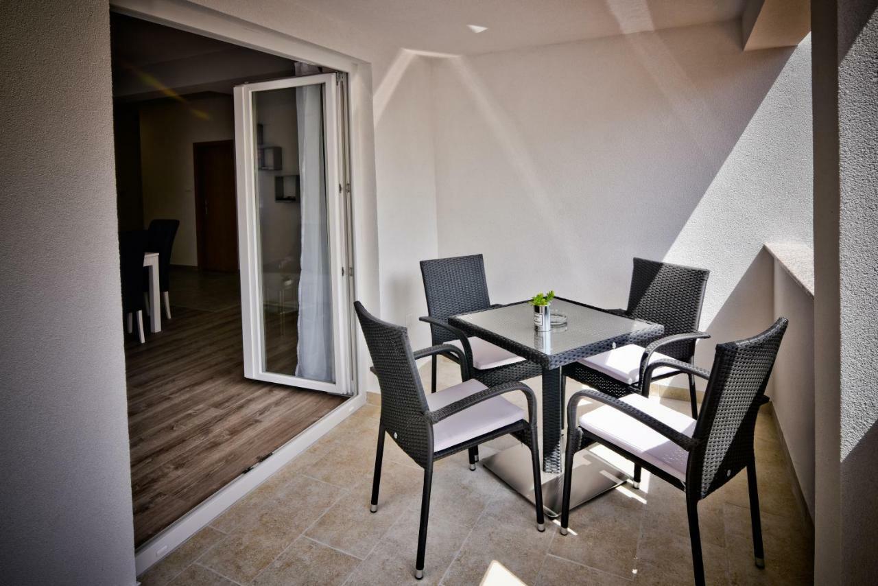Apartments Mica Vrsi Zewnętrze zdjęcie