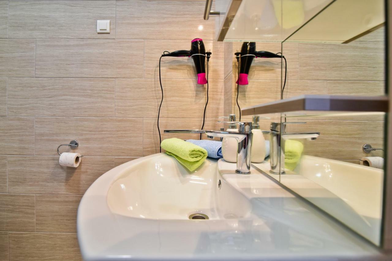Apartments Mica Vrsi Zewnętrze zdjęcie